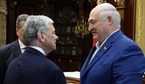 Коул, Лукашенко
