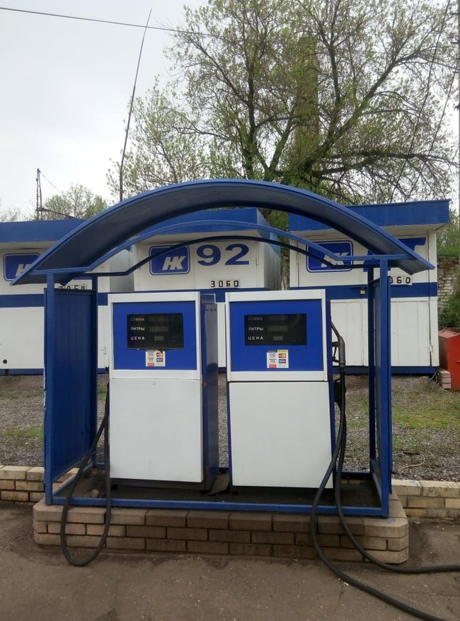 Налоговики остановили нелегальную торговлю топливом на Донетчине 03