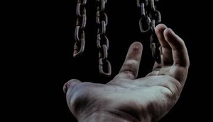 Россияне похищали мирных украинцев в Чернобыле и использовали их как рабскую силу: "Они и окопы там рыли". ВИДЕО