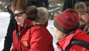 Живые игрушки премьера Путина. ФОТОрепортаж