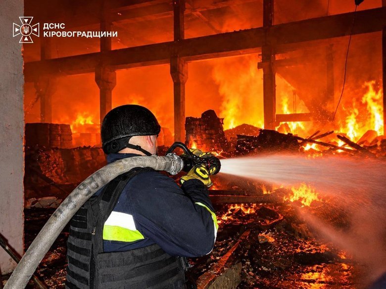 Росія випустила 21 балістичну ракету по Києву: є загиблі