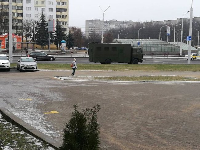 Марш народного обвинения в Беларуси: Силовики Лукашенко разгоняют и задерживают протестующих 02