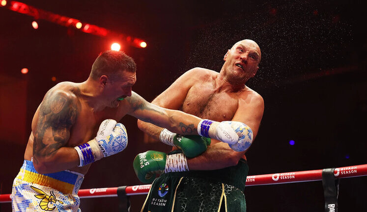 Usyk defeated Fury in fight for title of absolute world boxing champion