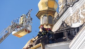 Масований удар по Києву: заява Зеленського після відвідин Лаври