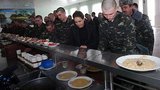 БЮТовка Наталия Королевская в гостях у "красивых, здоровенных". ФОТОрепортаж