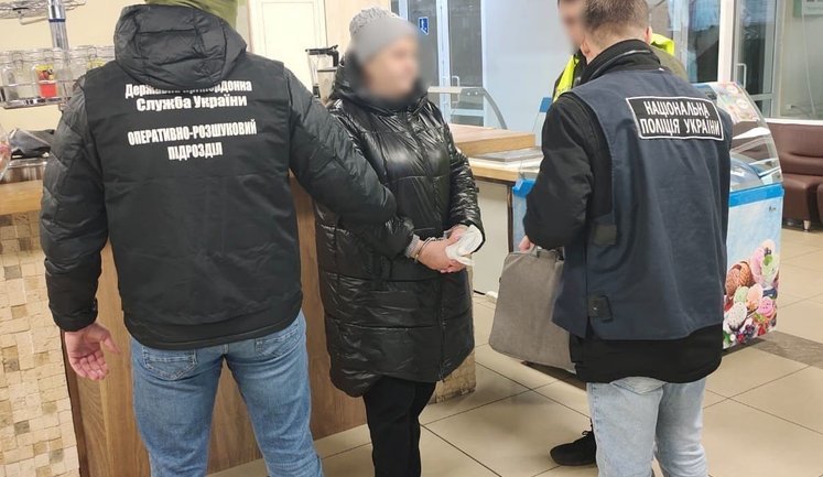 На Сумщині правоохоронці викрили схему незаконного переправлення чоловіків за кордон. ФОТОрепортаж