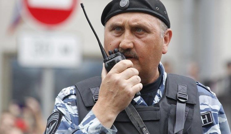 "Кусюк гімна сплив": у Москві розганяє мітинги колишній командир київського "Беркута", причетний до злочинів проти активістів Майдану. ФОТО