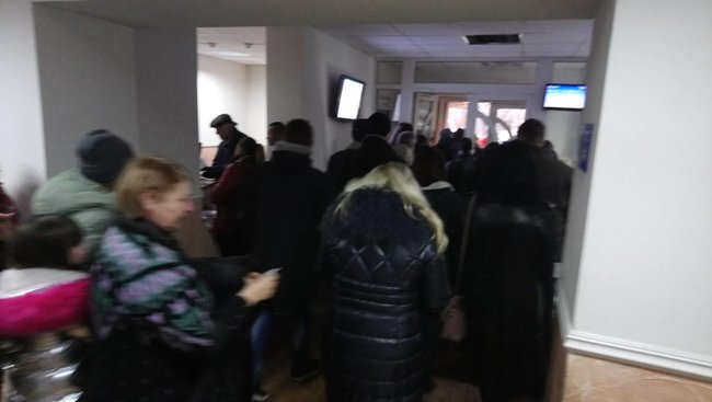 В налоговой Черновцов прогремел взрыв: есть пострадавшие 02