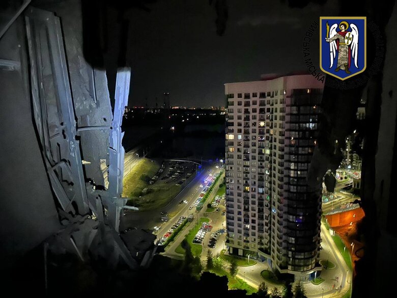 Shahed attack on Kyiv: air defense forces shot down almost 10 drones, one person died, two were injured 02