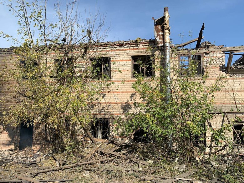 Наслідки ворожих обстрілів Донеччини