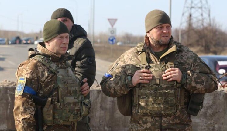 Headquarters actually divided army command between Zaluzhny and Syrsky - Butusov. VIDEO