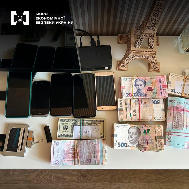 СБУ та БЕБ викрили мережу підпільних брокерів Webmoney, які фінансували російську агентуру в Україні