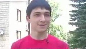 "Это будущее нашей страны": 16-летний Павел Зубарь из Артемовска выкрал герб Украины у террористов. ВИДЕО