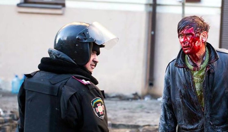 Полковник Пилипенко, избивавший майдановцев в 2014-м, назначен замначальника Академии Нацгвардии, а в 2016-м был награжден орденом Богдана Хмельницкого. ФОТО