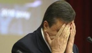 Януковичу и Лавриновичу сообщено о подозрении в захвате власти, – Луценко