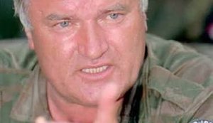 Сербію просять відмовитися від військового поховання Ратко Младича