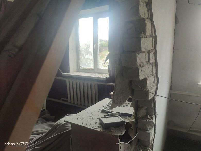 Фосфорні снаряди, авіаудари, обстріли з Градів: вночі росіяни намагались атакувати Донеччину 03