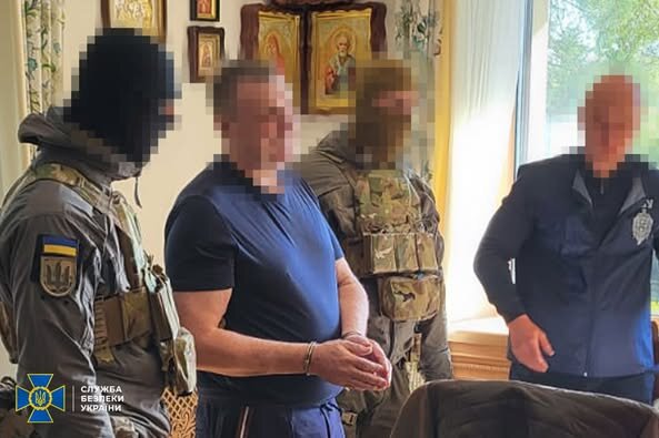 затримано керівників оборонного заводу