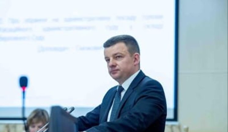 Маєтки, бізнес родини з РФ та спецоперація "Феміда": що відомо про обшуки у голови Касаційного адмінсуду ВС Дашутіна. ФОТО