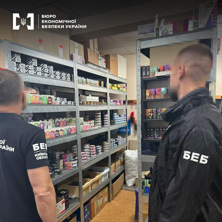 БЕБ викрило нелегальну торгівлю тютюновими виробами на Київщині