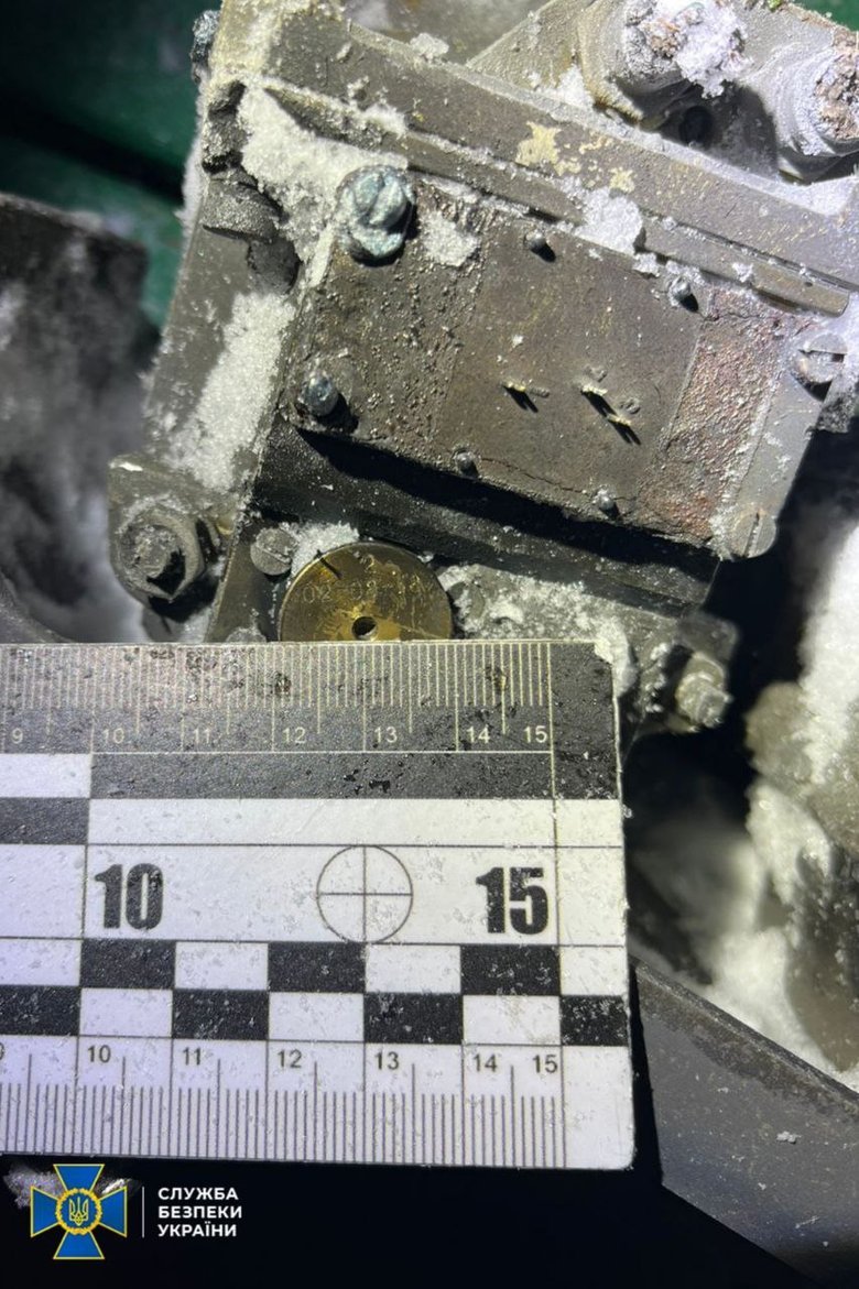 Осколки российской ракеты Орешник во Львовской области