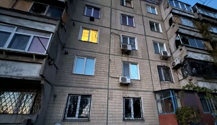 Росіяни 6 разів обстрілювали Нікопольщину протягом дня, пошкоджено інфраструктурний об’єкт, - ОВА