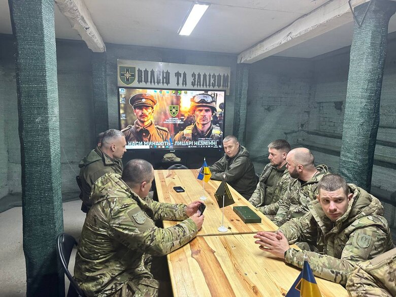 Допомога Кличка фронту