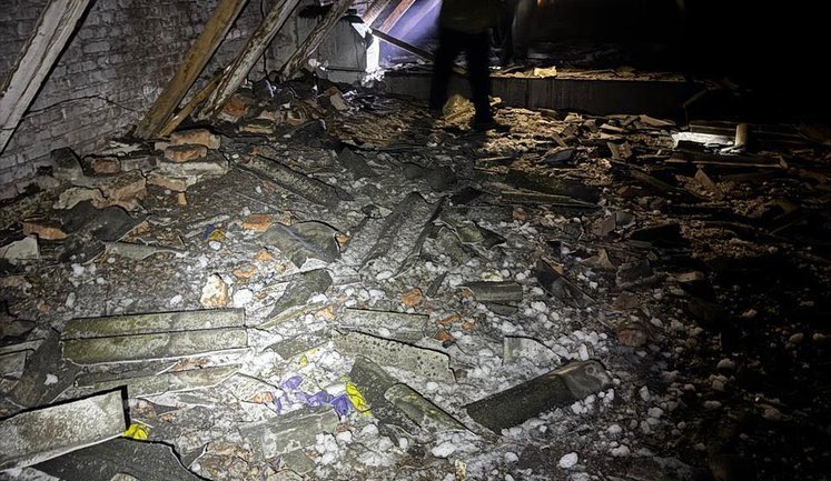 Росіяни атакували дроном прикордоння Чернігівщини: знищено будівлю Новгород-Сіверської РДА. ФОТО