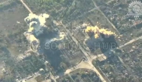 Пілоти МіГ-29 авіабомбами GBU-62 розтрощили місце накопичення штурмових груп рашистів. ВIДЕО