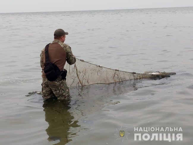 Врятовані туристи і боротьба з браконьєрами: поліція проводить відпрацювання на узбережжі Чорного та Азовського морів 03