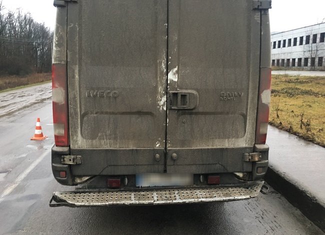 Податківцями на Буковині з незаконного обігу вилучено партію спирту вартістю 1,65 млн грн 01