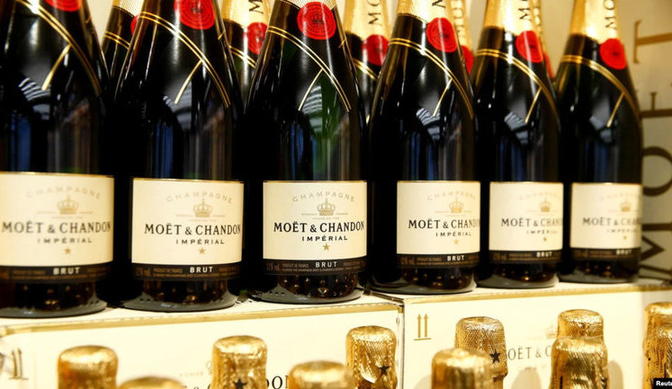 Moet Hennessy все-таки перейменує своє шампанське в "ігристе вино" заради продовження поставок у РФ