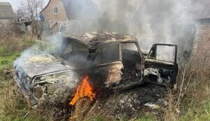 Росіяни атакували FPV-дроном цивільне авто на Запоріжжі
