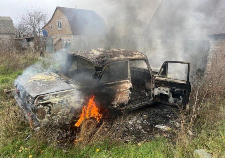 Russians attack civilian car with FPV drone in Zaporizhzhia