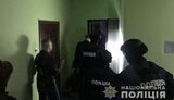 Кіберполіція викрила угруповання вимагачів, які розміщували в ЗМІ провокаційні матеріали