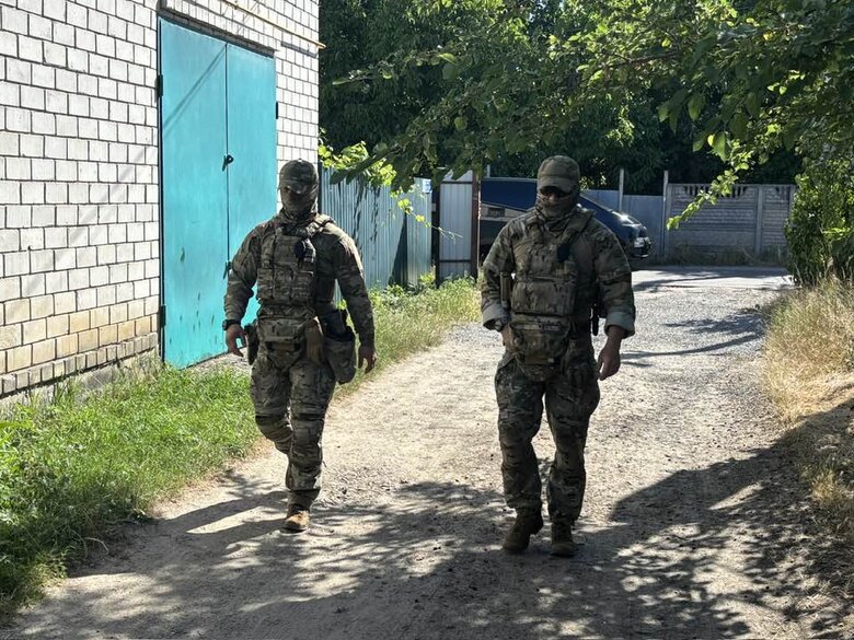 обшук у Шабуніна вдома