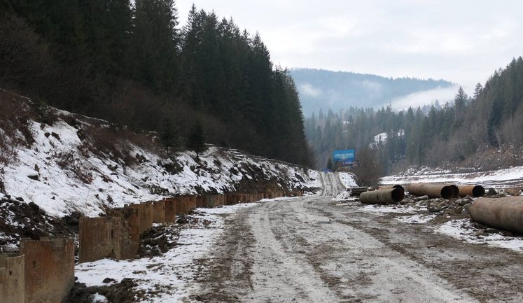 У Карпатах почали капітальний ремонт дороги за 278 мільйонів. ФОТО