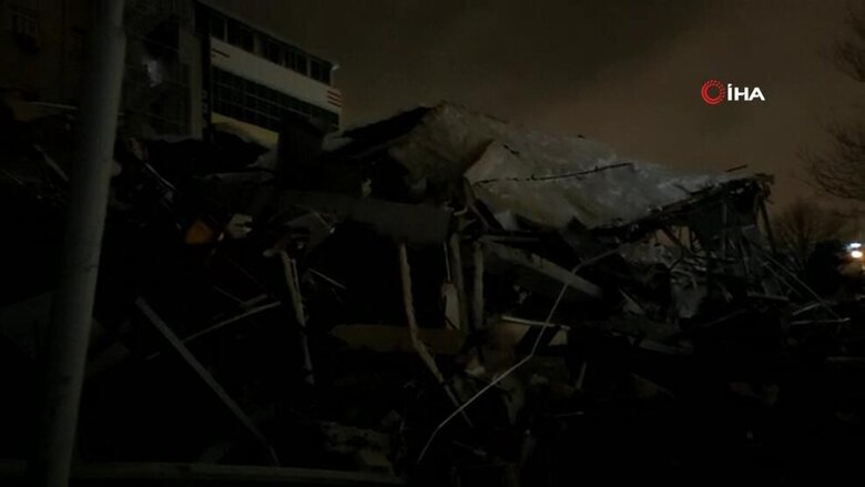 Strong earthquake occurred in Turkey, killing more than 900 people 10
