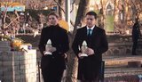 Зеленський з дружиною вшанували пам