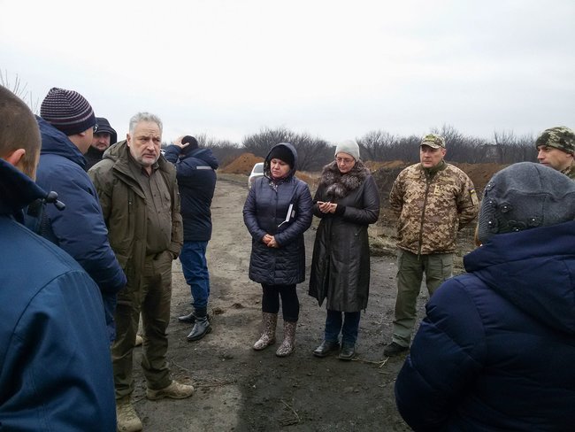 Газопровід Очеретяне-Авдіївка добудовують, попри обстріл найманців РФ, - Жебрівський 05