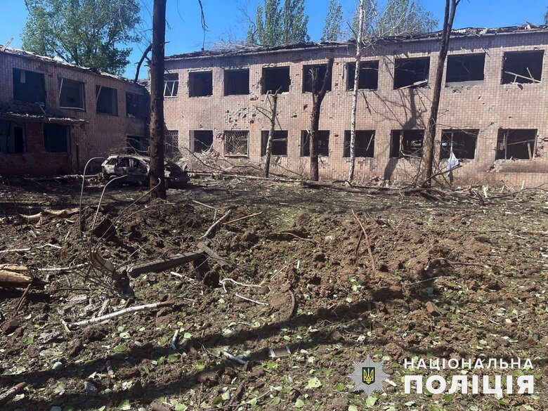 Наслідки ворожих обстрілів Донеччини 03
