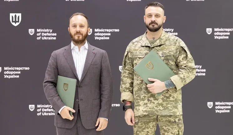 Міноборони та ГО "Землячки" вдосконалять жіночу військову форму: спорядження протестують 1000 військовослужбовиць