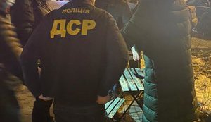 Двох керівників відділу Деснянської РДА затримано за вимагання $8 тис. хабаря, - Нацполіція