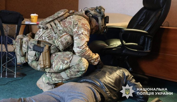 Выманили не менее $2 млн: сеть мошеннических колл-центров раскрыта в Днепре. ВИДЕО+ФОТОрепортаж