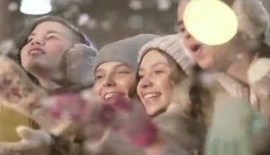 Діти Героїв Небесної Сотні заспівали "Колядку для Ангелів". ВIДЕО