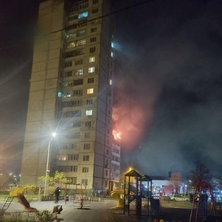 будинок на Троєщині