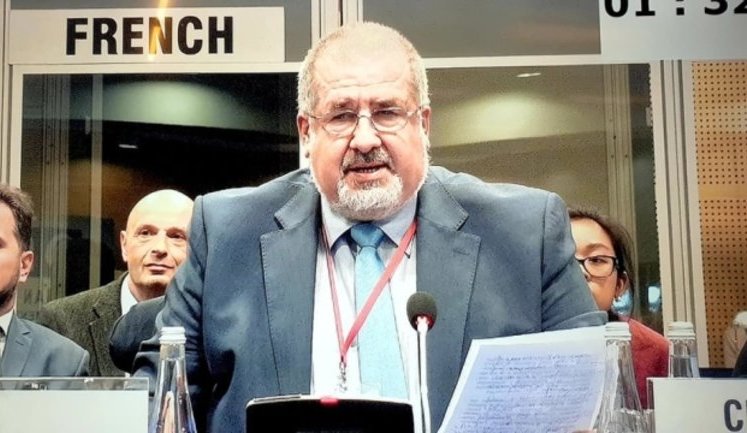 Румынские пограничники изъяли паспорт и удерживали 3,5 часа главу Меджлиса Чубарова в аэропорту Бухареста