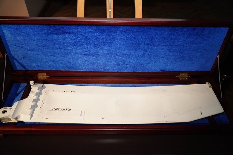 Военная разведка показала военным атташе фильм об освобождении острова Змеиный 10