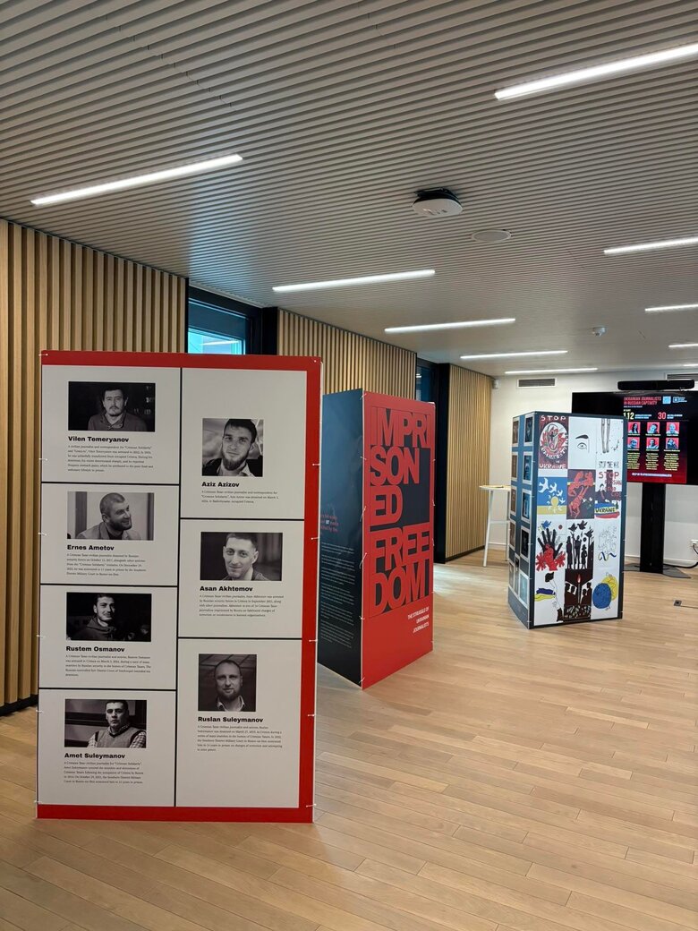 Photo exhibition in Brussels about journalists in captivity