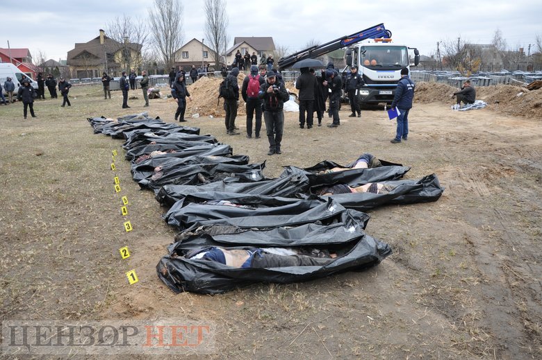 Exhumation of Ukrainians killed by occupiers began in Bucha 15